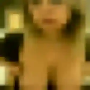Alexandra, 22 ans, disponible à Burgnac pour un plan cul