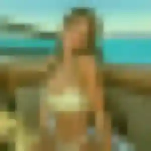 Rejoins Anna, 22 ans à Busque gratuitement