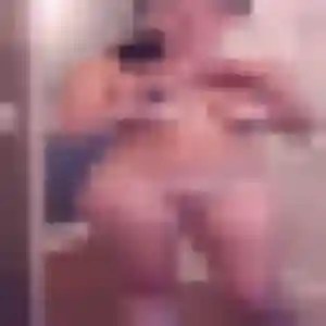 Vinciane, 36 ans, en ligne à Cabriès pour un plan cul