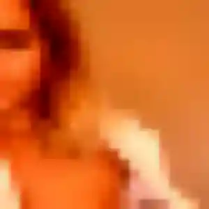Laurence, fille de 22 ans propose plan cul à Cajarc