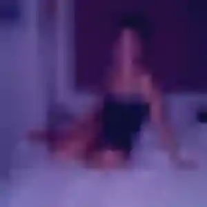 Charmante Penelope, 41 ans à Callian - voir sa photo