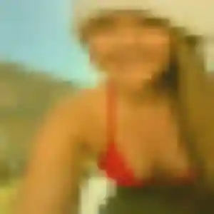 Yasmina de Calvi, 26 ans - plan cul sans prise de tête