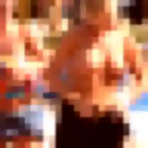 Dina, 34 ans, connectée à Cambronne-lès-Clermont pour une rencontre coquine
