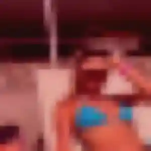 Photo de Maya à Cambronne-lès-Clermont (44 ans) - plan cul gratuit