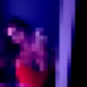 Laura, femme de 36 ans cherche plan cul à Camoël