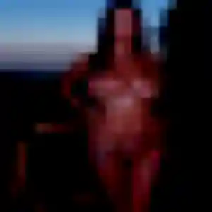 Laure, fille de 45 ans cherche plan cul à Campénéac
