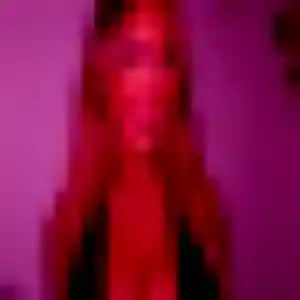 Julie, 24 ans, connectée à Candé-sur-Beuvron pour un plan cul