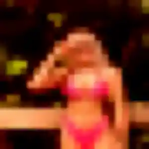 Charmante Berenice, 37 ans à Cap-d'Ail - la contacter