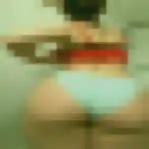 Photo sexy de Lena, 28 ans à Carling - plan discret
