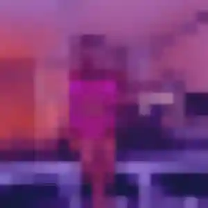 Rejoins Brunehilde, 41 ans à Cassis en t'inscrivant