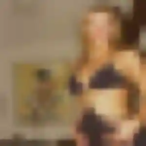 Photo de Violette à Caumont-sur-Durance (23 ans) - plan cul discret