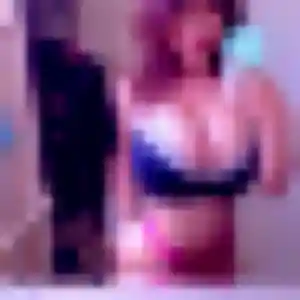 Photo exclusive de Lou-Anne, 45 ans à Celles-sur-Plaine - plan discret