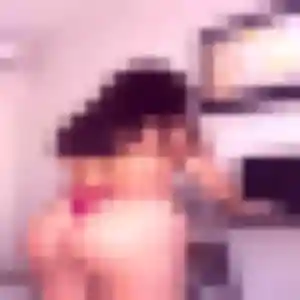 Photo de Dounia à Challain-la-Potherie (36 ans) - plan cul anonyme