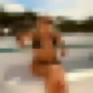 Estelle, femme de 37 ans propose plan cul à Champagneux