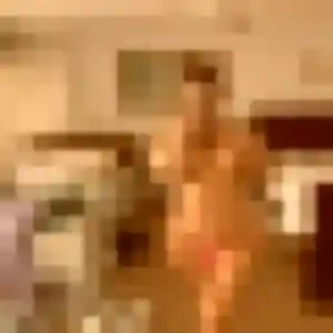 Photo sexy de Candice, 25 ans à Champey - rencontre sans lendemain