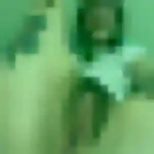 Charmante Mylene, 35 ans à Charbonnières-les-Varennes - la contacter