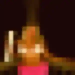 Rencontre Clotilde, 41 ans à Charbonnières-les-Vieilles en privé