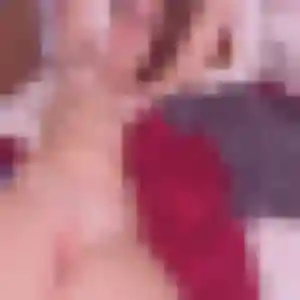 Photo de Phoebe à Charmeil (39 ans) - plan cul discret