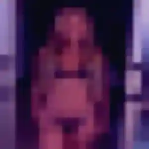 Photo exclusive de Vinciane, 23 ans à Charmes-sur-l'Herbasse - plan discret