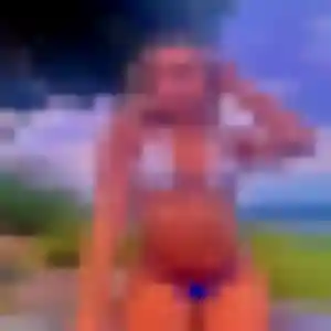 Lina (32 ans) à Château-Gontier-sur-Mayenne propose une rencontre maintenant