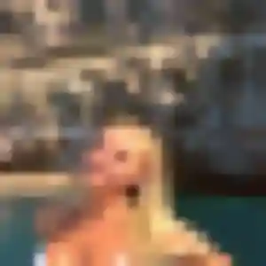Rejoins Ivana, 22 ans à Châteaubernard en t'inscrivant