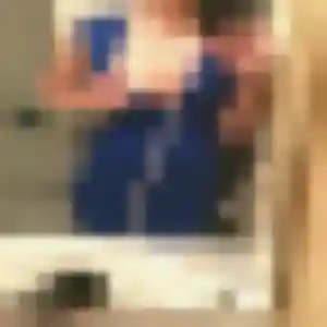 Uranie, femme de 28 ans cherche plan cul à Châteauneuf