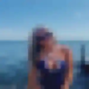Elsa de Châteauneuf-les-Martigues, 43 ans - plan cul sans lendemain