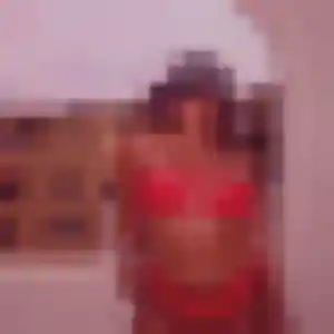 Rejoins Wahiba, 45 ans à Châteldon gratuitement