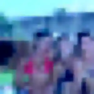 Hajar, 24 ans, connectée à Chaville pour une rencontre coquine