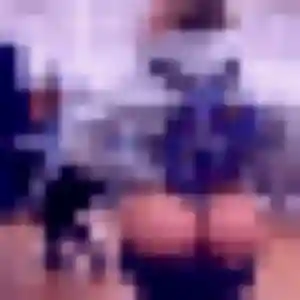 Photo de Valentina à Chevinay (28 ans) - plan cul anonyme