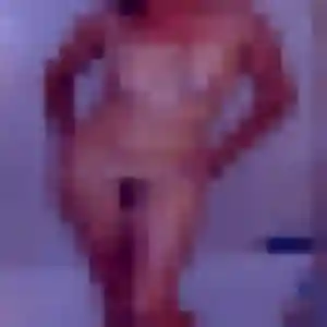 Delia de Civens, 43 ans - plan cul discret