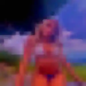 Contacte Nelly, 29 ans à Claviers gratuitement