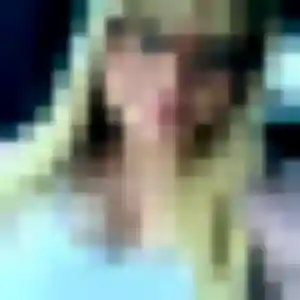 Contacte Veronique, 23 ans à Cléden-Poher en privé