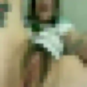 Photo privée de Touria, 27 ans à Clérey - rencontre sans lendemain