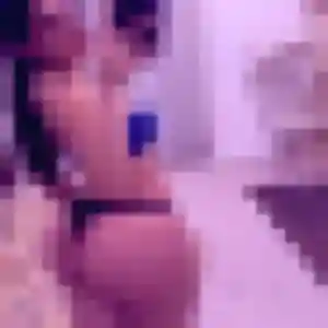 Photo de Khadija à Clermont-Dessous (40 ans) - plan cul sans inscription