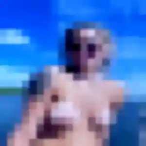Oriane (26 ans) à Coëx cherche un plan cul maintenant
