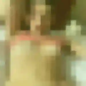 Bettina (26 ans) à Combrand attend une rencontre ce soir