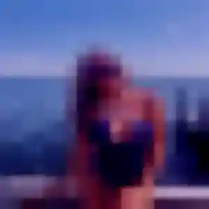 Rejoins Agnes, 33 ans à Combronde en privé