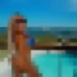 Brune, 35 ans, disponible à Contrexéville pour une rencontre coquine