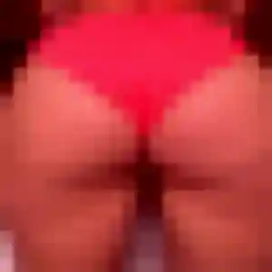 Lamia, 28 ans, en ligne à Copponex pour une rencontre coquine