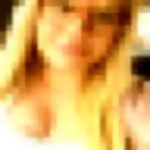 Henriette, femme de 39 ans propose plan cul à Cornillon
