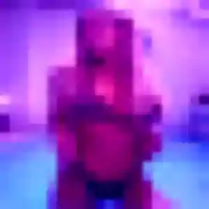 Honorine, 23 ans, disponible à Corvol-l'Orgueilleux pour un plan cul