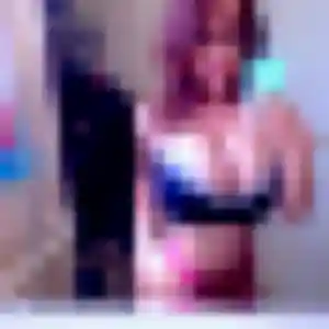 Lola (32 ans) à Coubon cherche une rencontre aujourd'hui