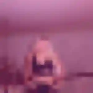 Rachida (25 ans) à Coulandon attend une rencontre ce soir