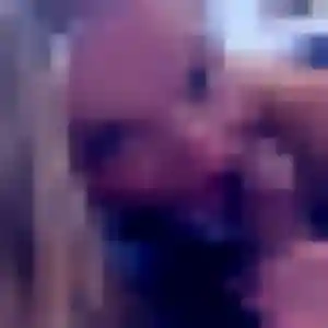 Jolie Nina, 24 ans à Coulombs - la contacter
