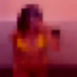 Photo de Delia à Coulonges-sur-l'Autize (44 ans) - plan cul anonyme