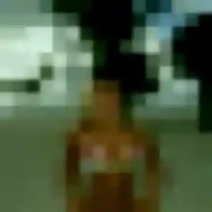 Rania, 24 ans, disponible à Cour-et-Buis pour une rencontre coquine