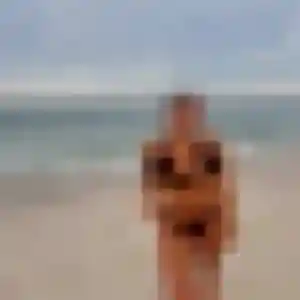 Joanne, femme de 24 ans propose plan cul à Courseulles-sur-Mer