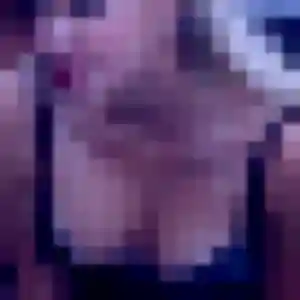 Jennifer, 25 ans, connectée à Cravant-les-Côteaux pour une rencontre coquine