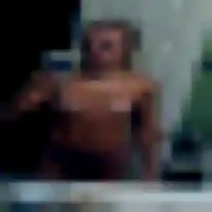 Victoire, femme de 24 ans cherche plan cul à Crayssac